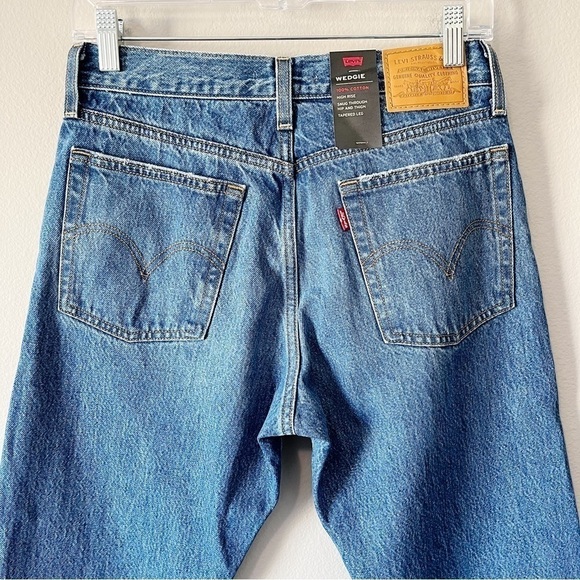 Levi’s NWT Wedgie Fit Ankle Denim Highrise Jeans Athens Shut It Wash Size 27 - Picture 9 of 12